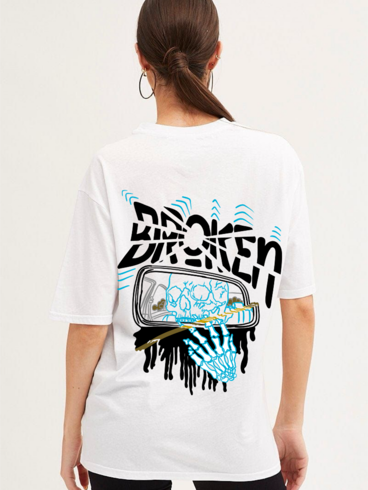 Women's Broken Graphic Printed T-shirt Bold