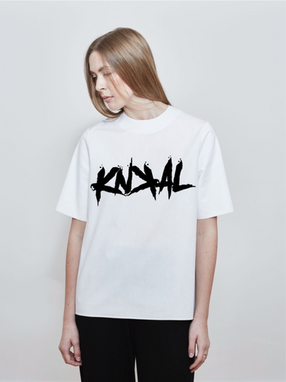 Women's Broken Graphic Printed T-shirt Bold