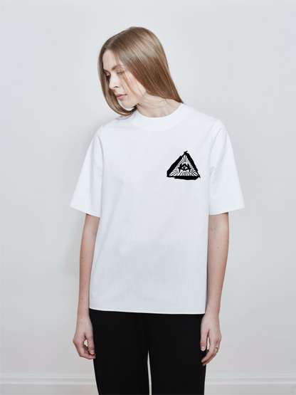 Women's Broken Graphic Printed T-shirt Minimal